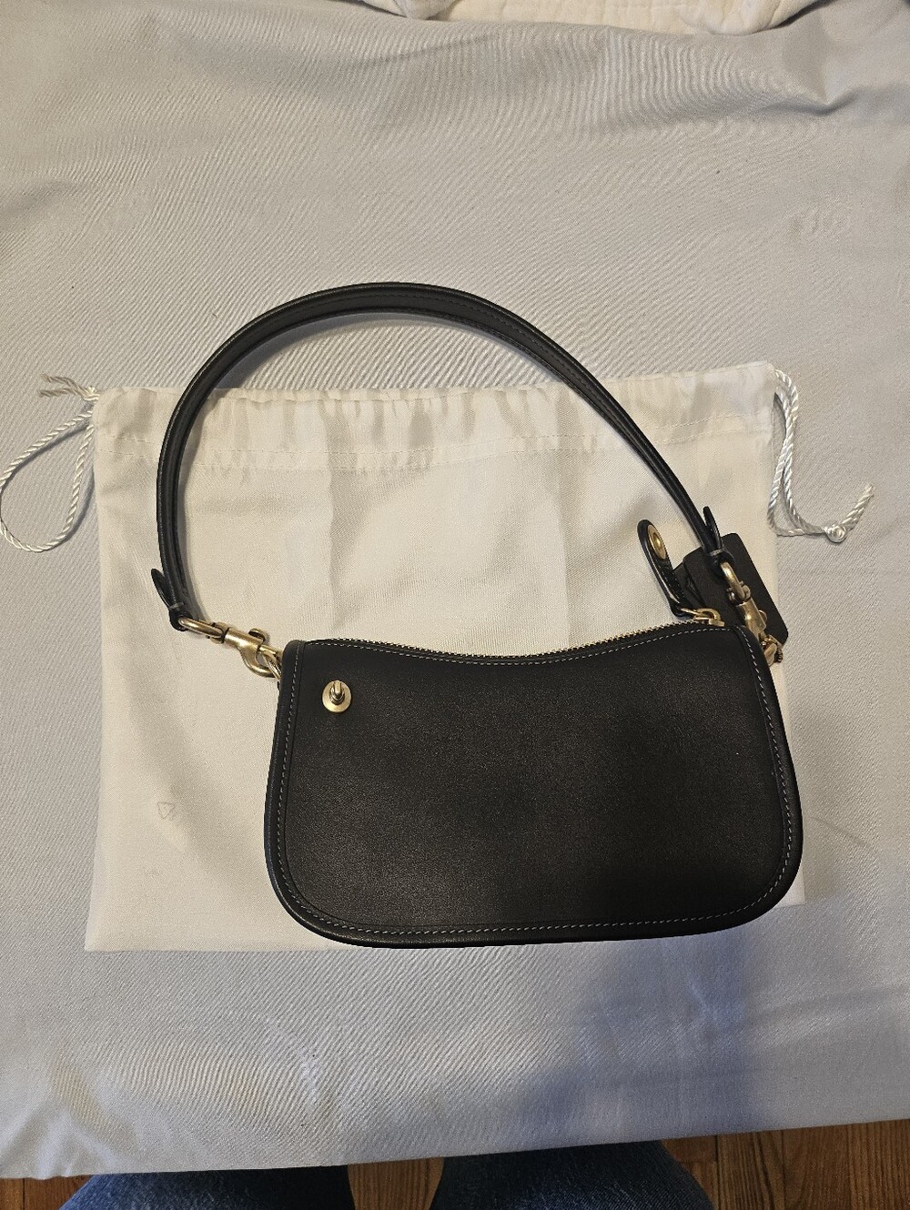 Coach Swinger Shoulder Bag